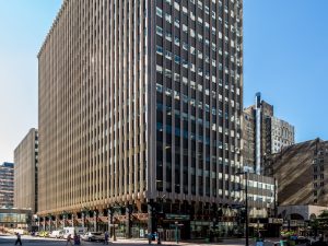 Exterior shot of RSM Plaza, a two-building office campus in downtown Minneapolis.